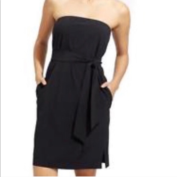 Athleta Dresses & Skirts - Athleta Strapless Anywhere Dress